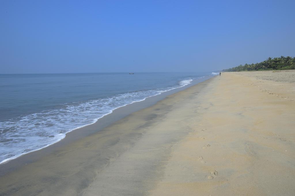 Sea Star Beach Homes Cherai Beach Bagian luar foto